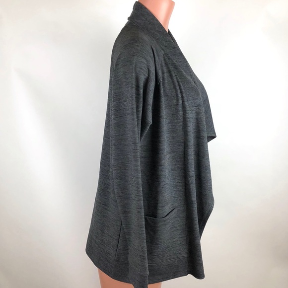 Weekends by Chico’s Gray Open Front Cardigan Sz 1 - Picture 2 of 4
